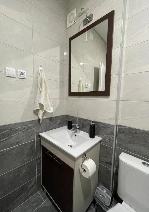 Apartman Venera ソンボル エクステリア 写真