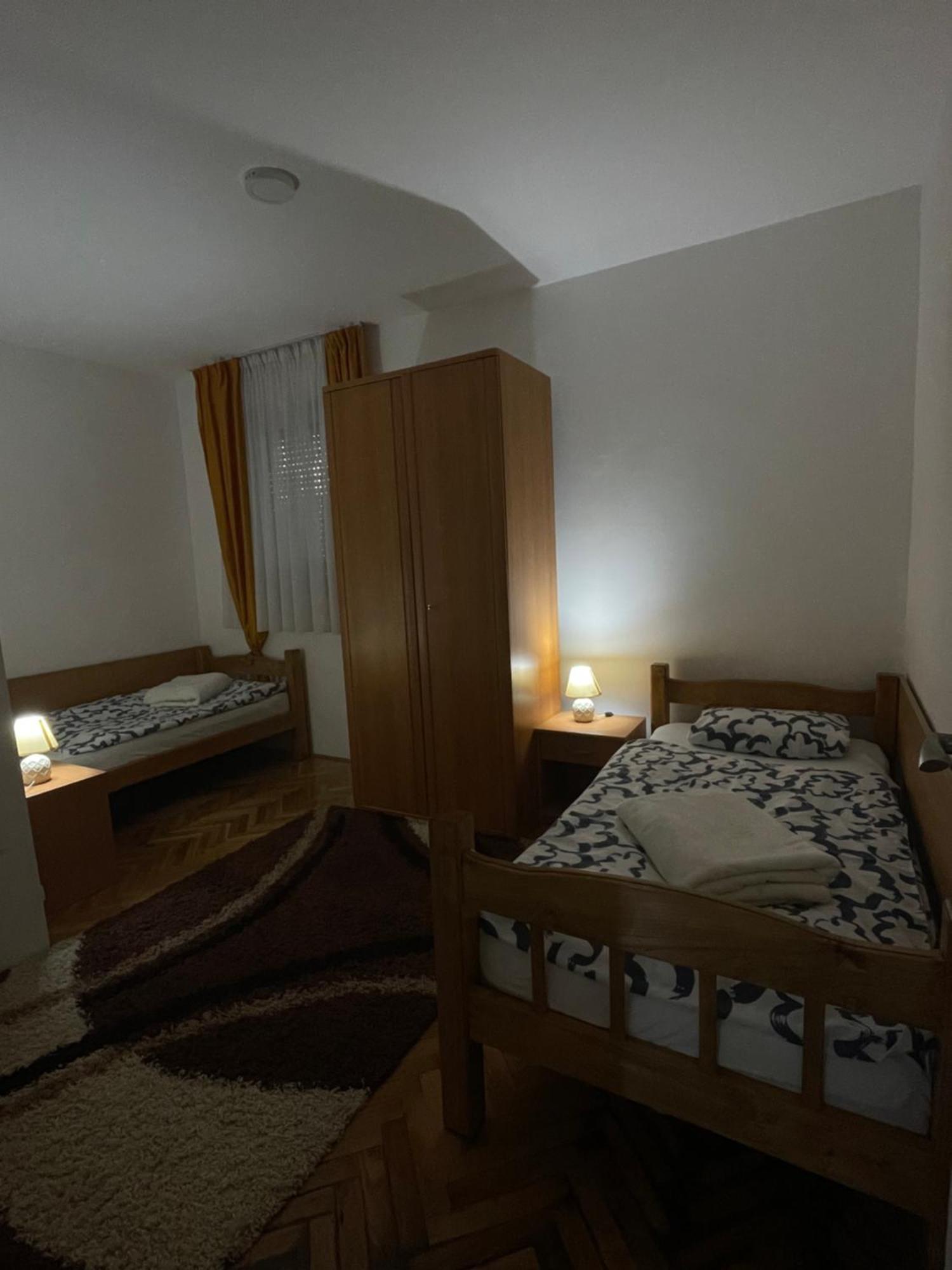 Apartman Venera ソンボル エクステリア 写真